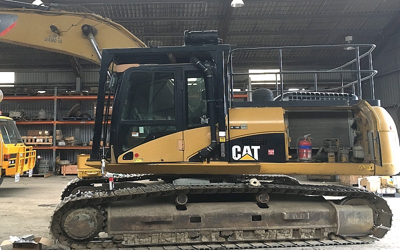LSM QCabAir® (pat.pend) Cabin Pressuriser / Filtration Mixing Connection- Loader Operator in Ship Hold